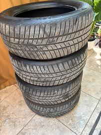 Gomme 225/55/17