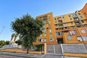 4 LOCALI A SALERNO