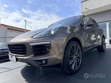 Porsche Cayenne 3.0 Diesel Platinum Edition 250cv