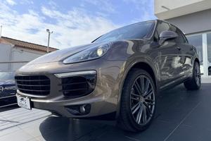 Porsche Cayenne 3.0 Diesel Platinum Edition 250cv