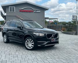 Volvo XC 90 XC90 D5 AWD Geartronic Momentum - TETT