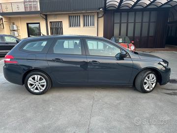 Peugeot 308 BlueHDi 100 S&S SW Active