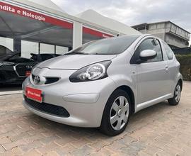 Toyota Aygo 1.0 12V VVT-i 3 porte Sol OK NEOPATENT