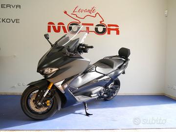 Yamaha TMAX DX GUIDABILE PATENTE A2