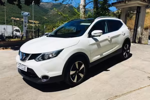 NISSAN Qashqai 1.6 dCi 2WD N-Connecta