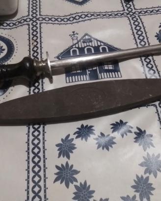 ANTICO ACCIAINO VINTAGE E PIETRA PER AFFILARE