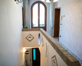 Casa indipendente di pregio in edificio storico