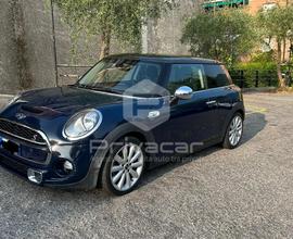 MINI Mini 2.0 Cooper SD