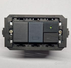 Dimmer Bticino living classic 4682N carichi resis.