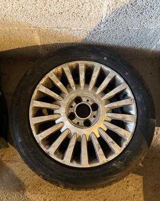 4 cerchi in lega Fiat 500 15”+ gomme195/65 R15