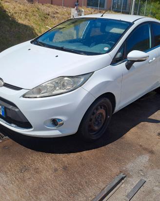 Ford fiesta GPL 