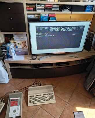 Commodore 128 con scatola + accessori – TESTATO