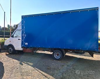IVECO TURBO DAILY 35-12 CENTINATO/TELONATO