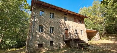 Casolare con terreno