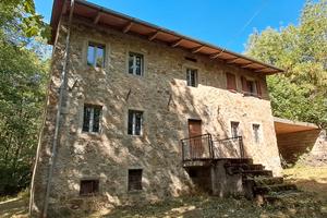 Casolare con terreno