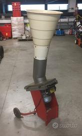 Mulino macina frutta