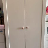 Armadio Hensvik PARI AL NUOVO