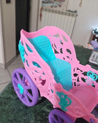 carrozza cn cavallo di Barbie 