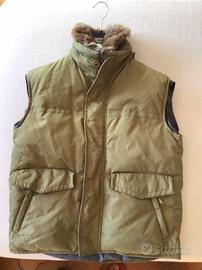 Piumino smanicato in piume d’oca