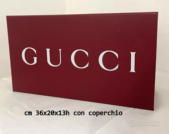 Scatola Gucci rossa cm37x21x13h chiusa a coperchio