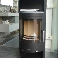 Stufa rotonda a legna da esposizione