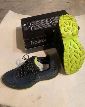 Scarpe d TREKKING nr. 39 IMPERMEABILI