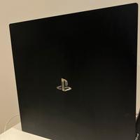 PlayStation 4 Pro 1TB + joystick + 2 giochi