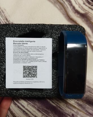 braccialetto intelligente smartwatch 