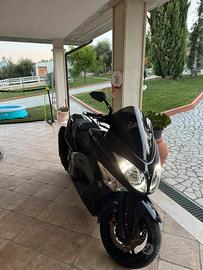 T Max 500 2008
