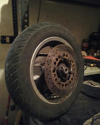 gomma anteriore Majesty 250