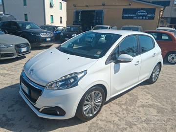 Peugeot 208 BlueHDi Allure