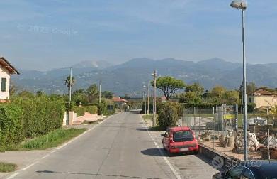 Bilocale centrale con giardino