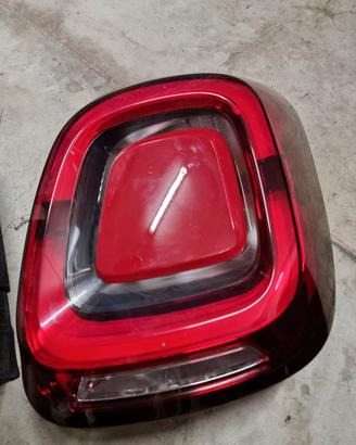 fanalini posteriori  fiat 500x 
