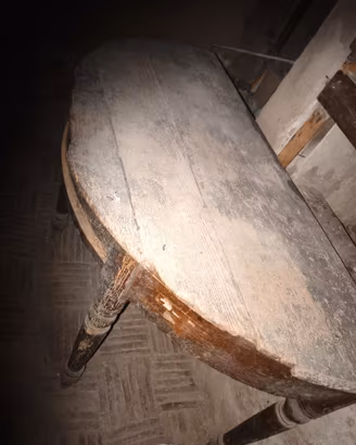 Tavolo mezzaluna