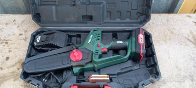 elettrosega a batteria