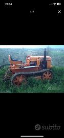 Trattore a cingoli