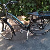 BICICLETTA ELETTRICA COME NUOVA