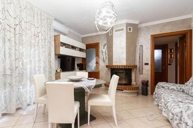 6 LOCALI A CASELLE TORINESE