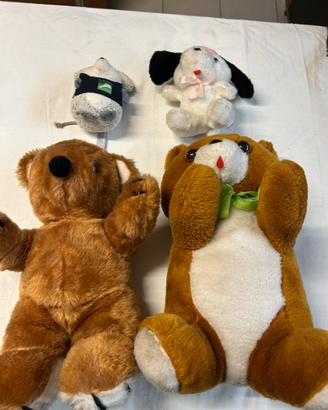Peluche orsacchiotto e cane