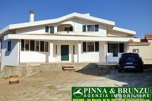 BAULADU - VILLA con grande giardino cortile