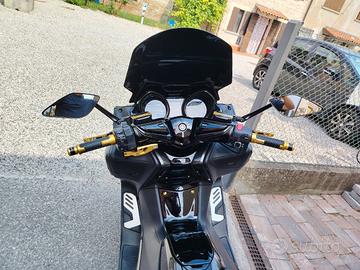 scooter Tmax 530