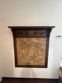 Appendino da parete d’epoca in legno massello