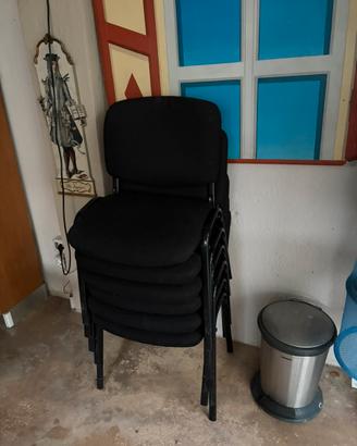 Sei sedie in tessuto nere
