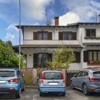 SPLENDIDA PORZIONE DI BIFAMILIARE IN CENTRO AD ASS