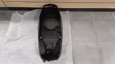 VANO PORTACASCO YAMAHA X-MAX