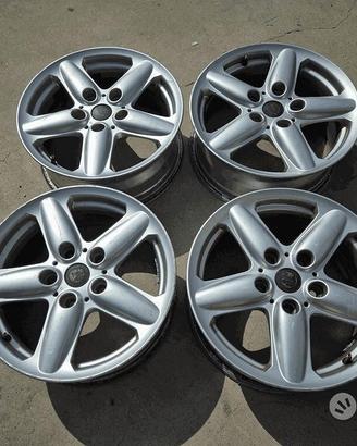 Cerchi In Lega Da 16" Per Mini Countryman