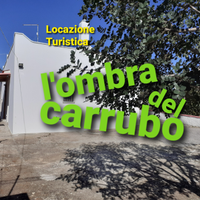 Casa Vacanze "L'ombra del Carrubo"