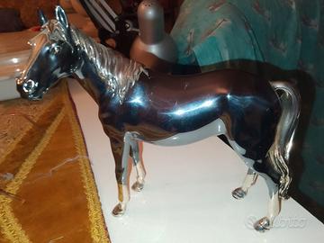 Soprammobile cavallo placcato in argento
