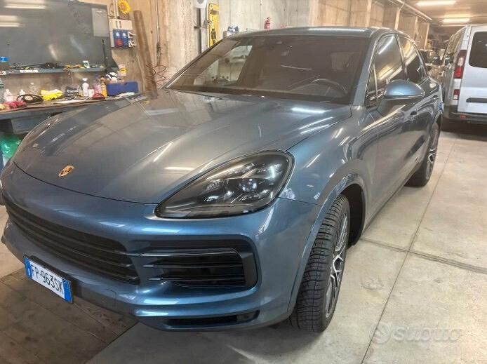 PORSCHE Cayenne 3ªs.'17-->