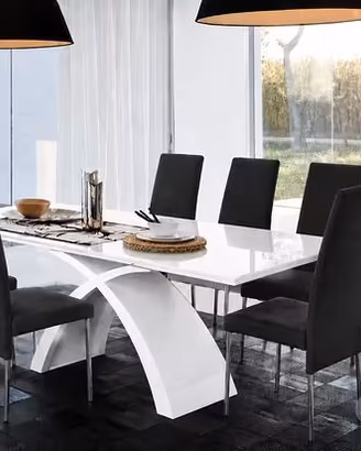Tavolo da pranzo e sedie "Tonin Casa”